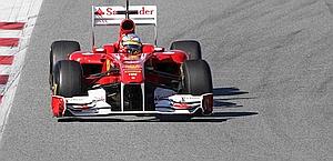 Fernando Alonso, 29 anni, nei test del Montmelò. Reuters