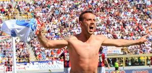 Mascara esulta dopo il gol, è il primo in azzurro