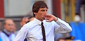 Leonardo, 41 anni, allena l'Inter dalla Vigilia di Natale. Ansa Leonardo, 41 anni, allena l'Inter dalla Vigilia di Natale. Ansa