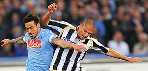 Gokhan Inler, 26 anni, in gol contro il Napoli. LaPresse