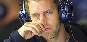 Vettel spettatore durante la seconda sessione. Ap