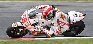 Montmelò, pole Simoncelli Stoner è 2°, Rossi è solo 7° 0LM9L59R--300x145