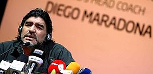 Diego in conferenza stampa. Afp
