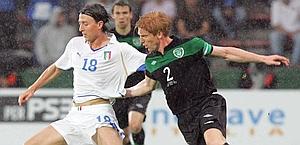 Il contrasto tra Montolivo e McShane. Ap