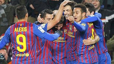 Gioia blaugrana al gol di Fabregas. Reuters Gioia blaugrana al gol di Fabregas. Reuters