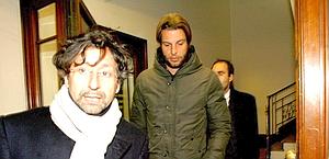 L'avvocato Salvatore Pino e il suo assistito Cristiano Doni. Ansa