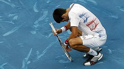 La rassegnazione di Novak Djokovic, campione uscente a Madrid. Reuters