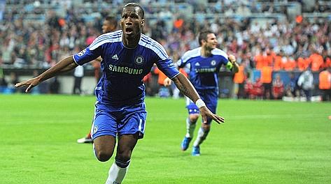 Didier Drogba, decisivo nella finale anche dal dischetto. Afp Didier Drogba, decisivo nella finale anche dal dischetto. Afp