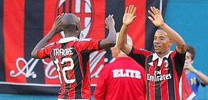 Urby Emanuelson (a destra), goleador dell'estate Milan. Ap