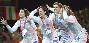 Le fiorettiste d'oro azzurre. Ansa Le fiorettiste d'oro azzurre. Ansa