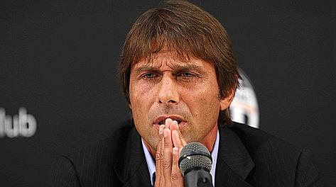 La rabbia di Conte durante la conferenza stampa. LaPresse La rabbia di Conte durante la conferenza stampa. LaPresse