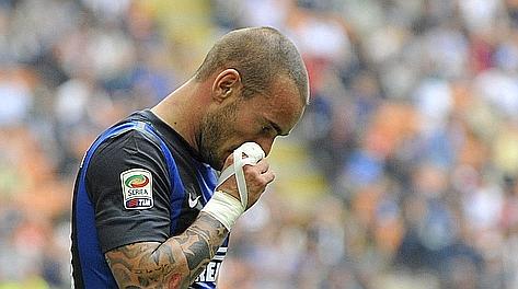 La delusione di Wesley Sneijder, l'ultimo ad arrendersi. Reuters La delusione di Wesley Sneijder, l'ultimo ad arrendersi. Reuters