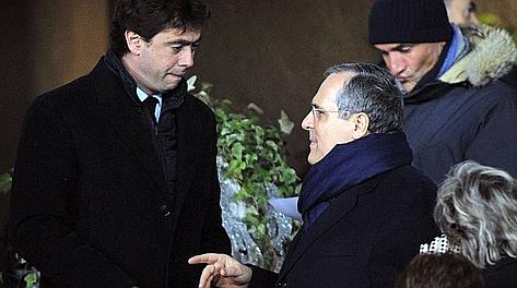 Andrea Agnelli, presidente della Juve, con Claudio Lotito, patron della Lazio. Ansa