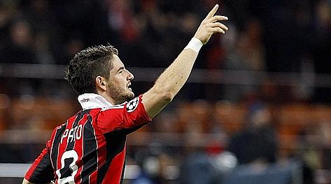 Pato esulta dopo il pari. Reuters Pato esulta dopo il pari. Reuters