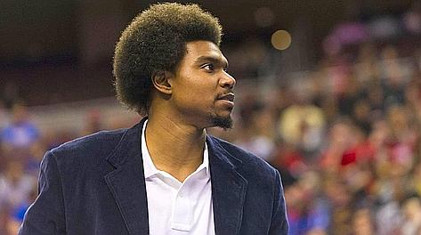 Andrew Bynum, 25 anni, col suo nuovo look. Reuters