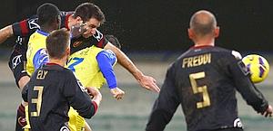 Il colpo di testa vincente di Fabio Lucioni, 25 anni. LaPresse Il colpo di testa vincente di Fabio Lucioni, 25 anni. LaPresse