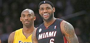 Kobe Bryant e LeBron James, assi di Lakers e Miami. Reuters