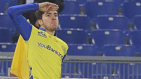 La festa di Paloschi dopo il gol dello 0-1. Ap La festa di Paloschi dopo il gol dello 0-1. Ap