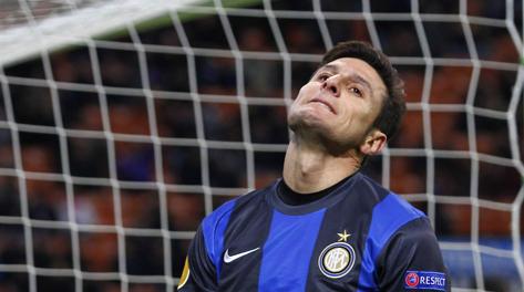 La delusione di Javier Zanetti. LaPresse La delusione di Javier Zanetti. LaPresse