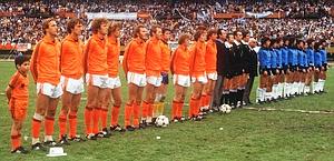 Olanda e Argentina prima del fischio d'inizio della finale