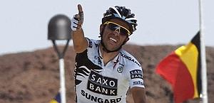 La gioia di Contador all'arrivo sull'Etna. Bettini
