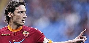 Francesco Totti, 35 anni,  il leader della Roma. Eidon
