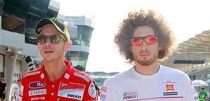Marco Simoncelli con Valentino Rossi: erano amici. Afp