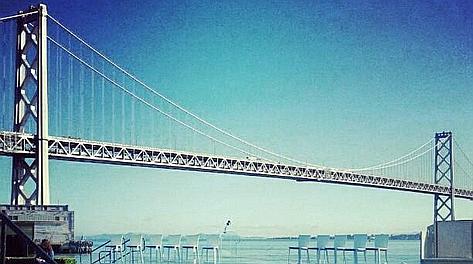 Il Bay Bridge, il ponte che unisce San Francisco a Oakland idealmente attraversato dai Warriors. Instagram