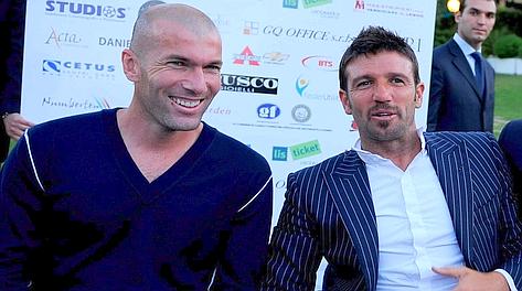 Zinedine Zidane col suo amico Vincent Candela, protagonista dell'