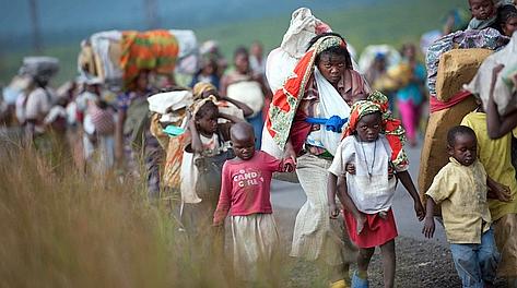 Popolazione in fuga, vicino a Goma. Afp
