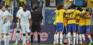 Il Brasile esulta, la Francia a testa bassa. Reuters