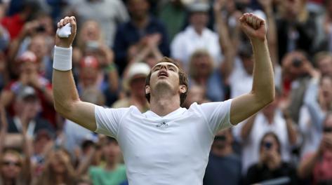 Andy Murray, 26 anni, esulta dopo aver sconfitto Verdasco ai quarti. Reuters
