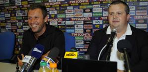 Antonio Cassano col presidente del Parma Ghirardi. LaPresse