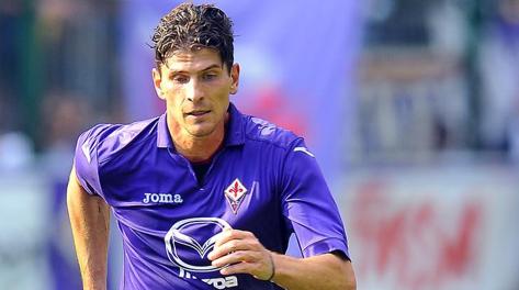 Mario Gomez, 28 anni, prima stagione alla Fiorentina. Ansa