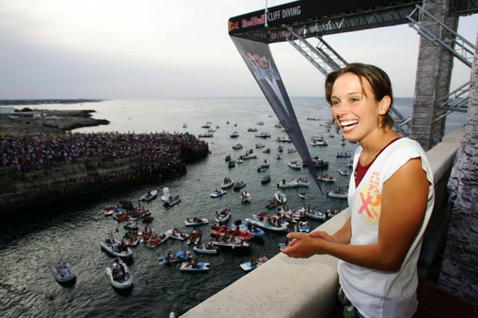 La tuffatrice tedesca Anna Bader, fresca vincitrice della tappa italiana del Red Bull Cliff Diving e favorita per il primo titolo mondiale di tuffi da grandi altezze, ha deciso di posare senza veli per  Playboy. 