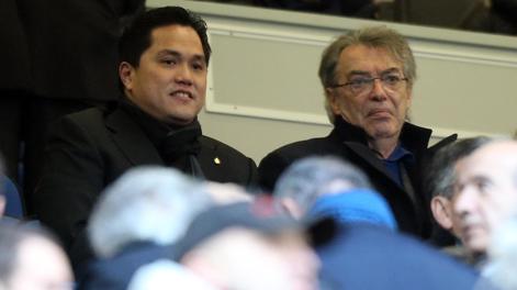 Erick Thohir in tribuna con Massimo Moratti. Ansa