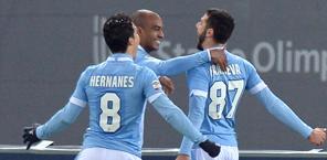 Candreva celebra il momentaneo 1-0. Ansa Candreva celebra il momentaneo 1-0. Ansa