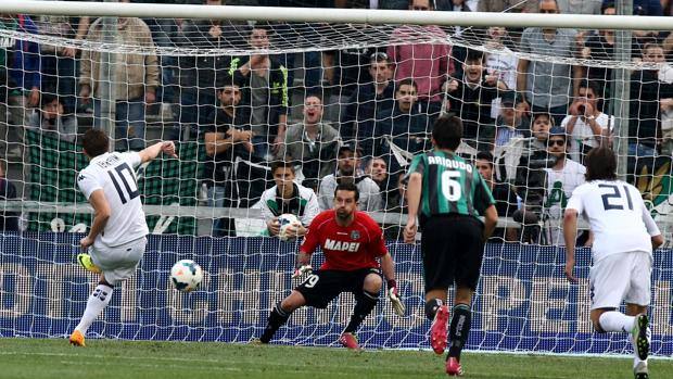 Il rigore di Ibraimi per l'1-1. Ansa Il rigore di Ibraimi per l'1-1. Ansa