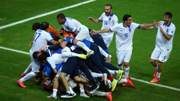La gioia della Grecia dopo il gol partita. Getty
