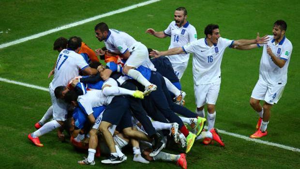 La gioia della Grecia dopo il gol partita. Getty La gioia della Grecia dopo il gol partita. Getty