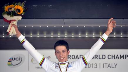 Igor Decraene, 18 anni, iridato della crono junior a Firenze 2013. Igor Decraene, 18 anni, iridato della crono junior a Firenze 2013.