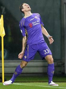 L'esultanza di Mario Gomez. Ansa L'esultanza di Mario Gomez. Ansa