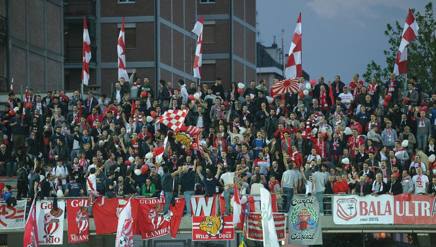 I tifosi del Carpi in tribuna al Cabassi. Lapresse