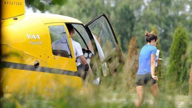 Robert Lewandowski & his wife Anna take a helicopter to buy a €5,000 brioche [Pictures]