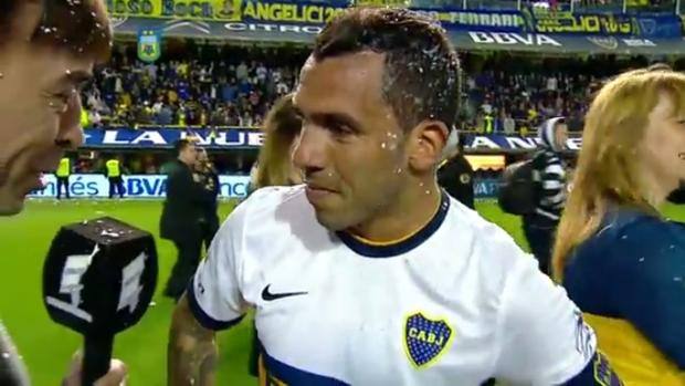 Tevez intervistatoa fine gara