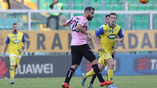 Enzo Maresca in azione contro il Chievo. LaPresse