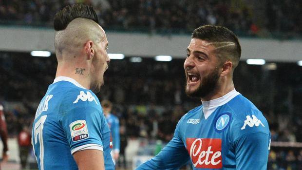 Hamsik e Insigne firmano la vittoria del Napoli sul Torino. Ansa Hamsik e Insigne firmano la vittoria del Napoli sul Torino. Ansa