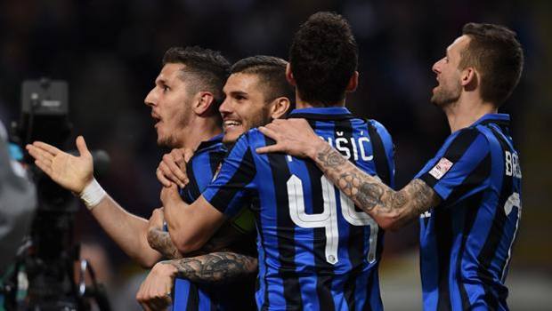 L'esultanza dell'Inter dopo il 2-1 di Jovetic. Getty