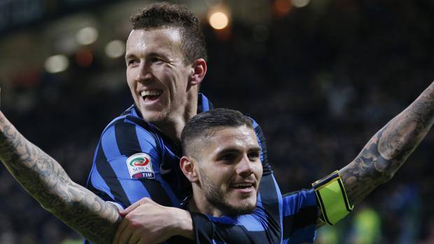 Ivan Perisic, 27 anni, e Mauro Icardi, 23 anni. Ap Ivan Perisic, 27 anni, e Mauro Icardi, 23 anni. Ap