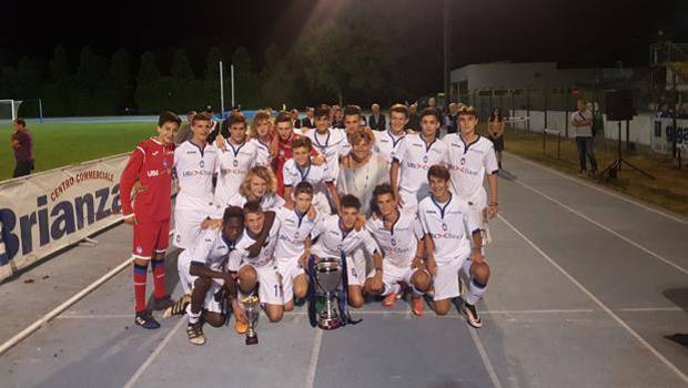 L'Atalanta under 15, campione a Cinisello Balsamo